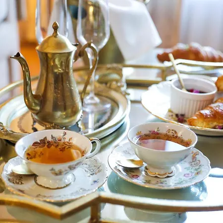 Hotel Complex Baroto Goze Deltschew