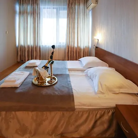 Complex Baroto Goze Deltschew