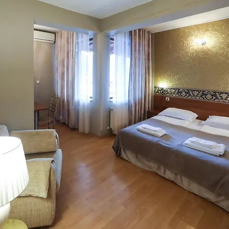 Complex Baroto Hotel