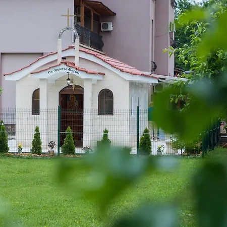 Complex Baroto Hotel 3*