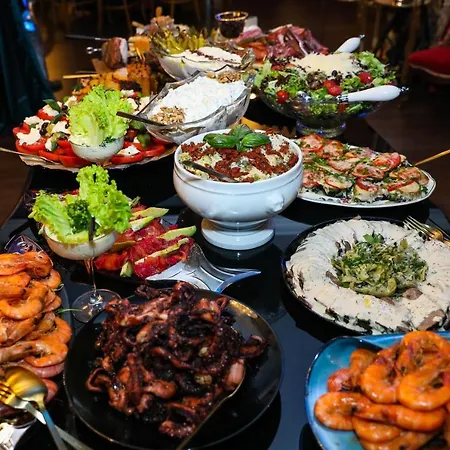 Complex Baroto Hotel 3*