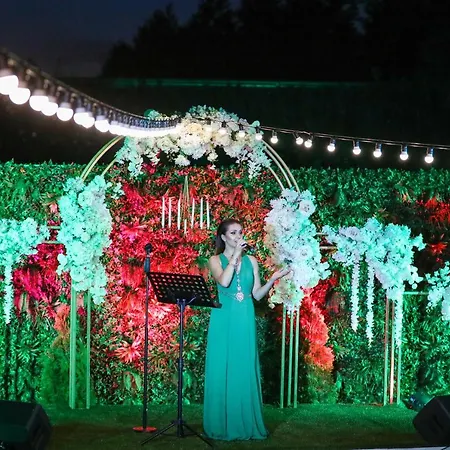 Hotel Complex Baroto 3*