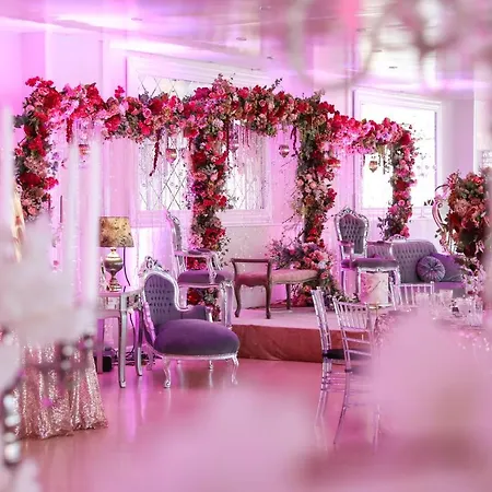 Hotel Complex Baroto 3*