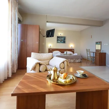 Hotel Complex Baroto Goze Deltschew