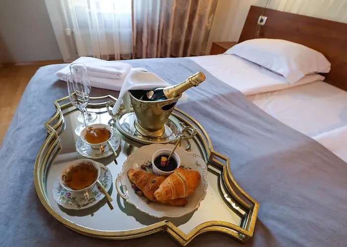 Otel Complex Baroto Nevrekop