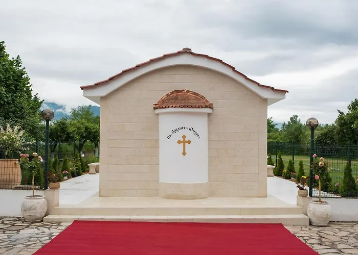 Otel Complex Baroto 3*