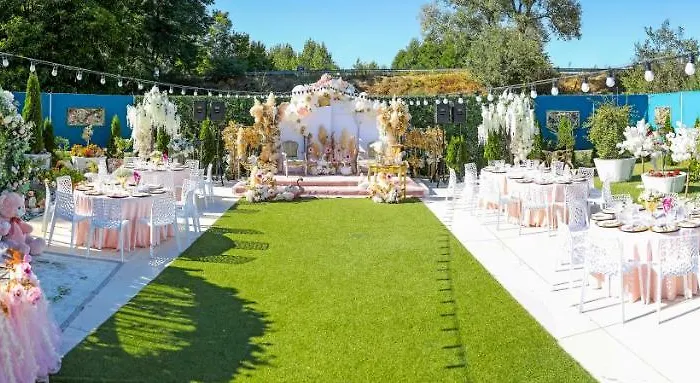 Complex Baroto Nevrekop